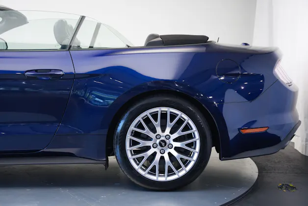 FORD Mustang Convertible 5.0 V8 GT Automat *CH-Fahrzeug*