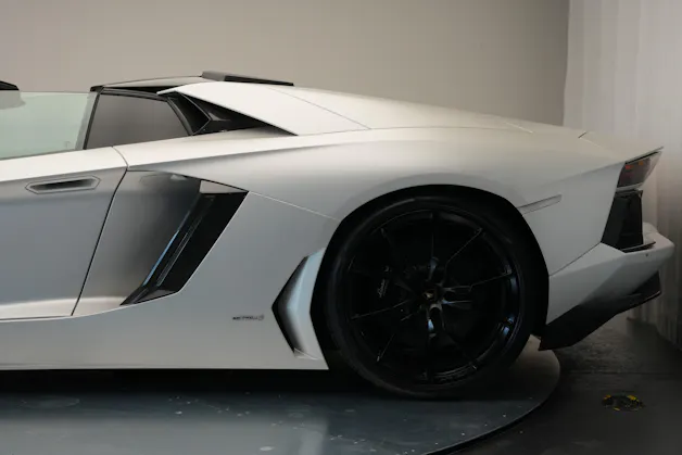 Lamborghini Aventador LP700-4 Roadster E-Gear *Unikat* *Novitec* *Mattlackierung*