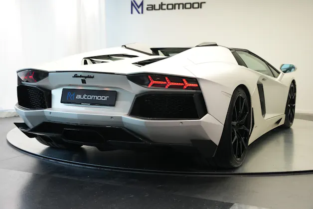 Lamborghini Aventador LP700-4 Roadster E-Gear *Unikat* *Novitec* *Mattlackierung*