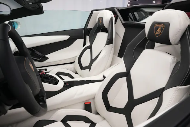 Lamborghini Aventador LP700-4 Roadster E-Gear *Unikat* *Novitec* *Mattlackierung*