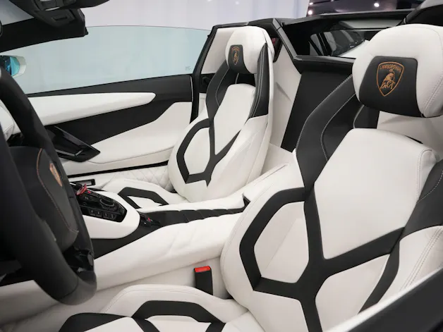 Lamborghini Aventador LP700-4 Roadster E-Gear *Unikat* *Novitec* *Mattlackierung*