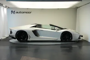 Lamborghini Aventador LP700-4 Roadster E-Gear *Unikat* *Novitec* *Mattlackierung*
