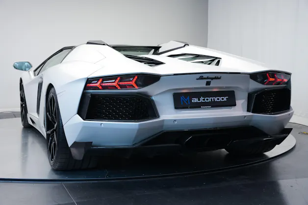 Lamborghini Aventador LP700-4 Roadster E-Gear *Unikat* *Novitec* *Mattlackierung*