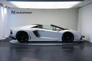 Lamborghini Aventador LP700-4 Roadster E-Gear *Unikat* *Novitec* *Mattlackierung*