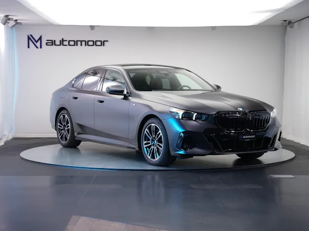 BMW 540d xDrive 48V M Sport Pro Steptronic *Frozen Deep Grey* *Iconic Glow* *Shadow Line* *Carbon*