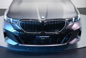 BMW 540d xDrive 48V M Sport Pro Steptronic *Frozen Deep Grey* *Iconic Glow* *Shadow Line* *Carbon*