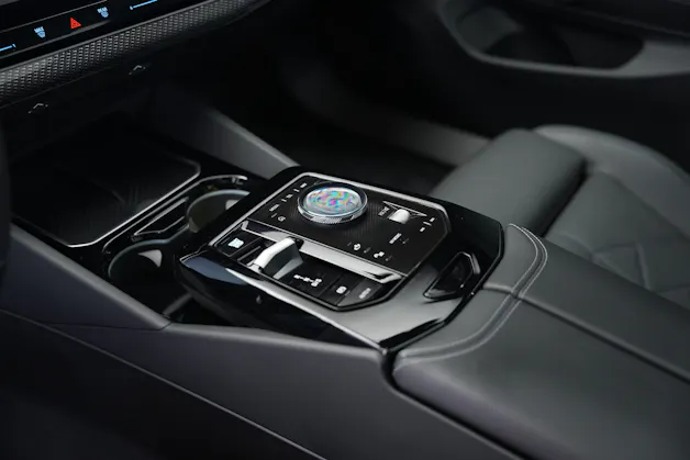 BMW 540d xDrive 48V M Sport Pro Steptronic *Frozen Deep Grey* *Iconic Glow* *Shadow Line* *Carbon*