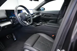 BMW 540d xDrive 48V M Sport Pro Steptronic *Frozen Deep Grey* *Iconic Glow* *Shadow Line* *Carbon*