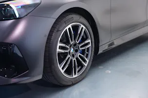 BMW 540d xDrive 48V M Sport Pro Steptronic *Frozen Deep Grey* *Iconic Glow* *Shadow Line* *Carbon*