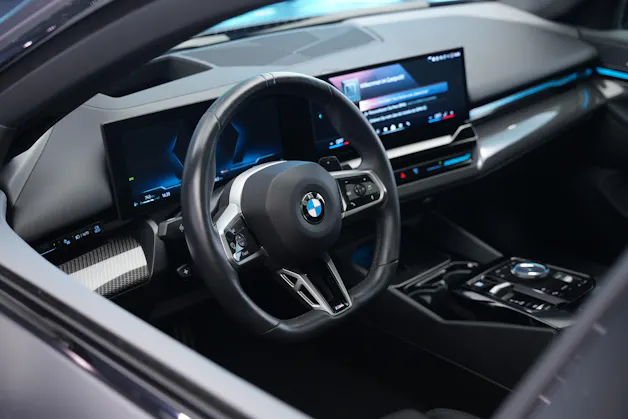 BMW 540d xDrive 48V M Sport Pro Steptronic *Frozen Deep Grey* *Iconic Glow* *Shadow Line* *Carbon*