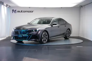 BMW 540d xDrive 48V M Sport Pro Steptronic *Frozen Deep Grey* *Iconic Glow* *Shadow Line* *Carbon*