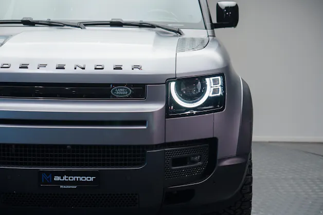 Land Rover Defender 110 3.0 D I6 300 HSE AWD AT8 *Fuel Offroad Felgen* *CH-Fahrzeug* *Approved Garantie*