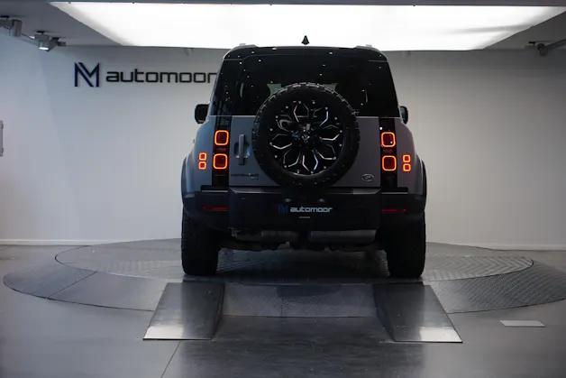 Land Rover Defender 110 3.0 D I6 300 HSE AWD AT8 *Fuel Offroad Felgen* *CH-Fahrzeug* *Approved Garantie*