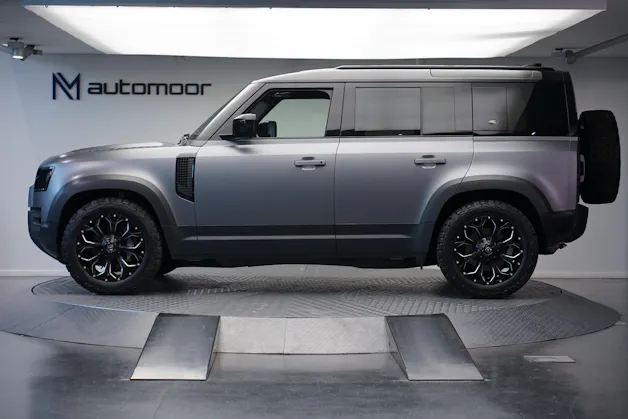 Land Rover Defender 110 3.0 D I6 300 HSE AWD AT8 *Fuel Offroad Felgen* *CH-Fahrzeug* *Approved Garantie*
