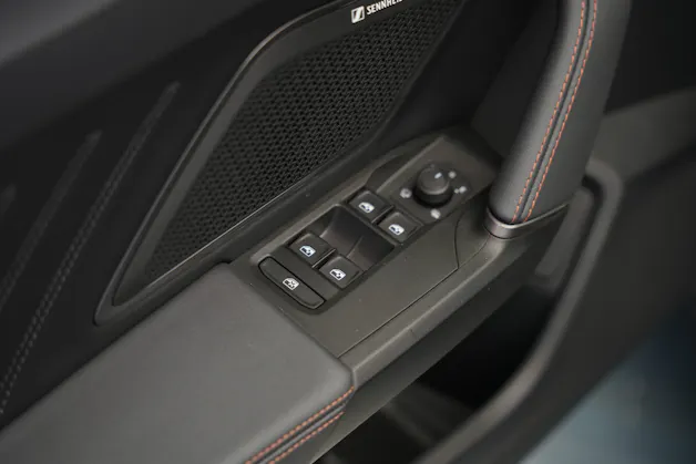 CUPRA Formentor 2.0TSI VZ 4Drive DSG *CH-Fahrzeug* *AHK* *Panorama* *Assistenzpaket*