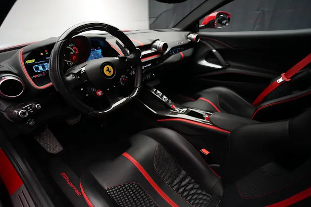 FERRARI 812 Superfast *NOVITEC* *Garantie* *CH-Fahrzeug*