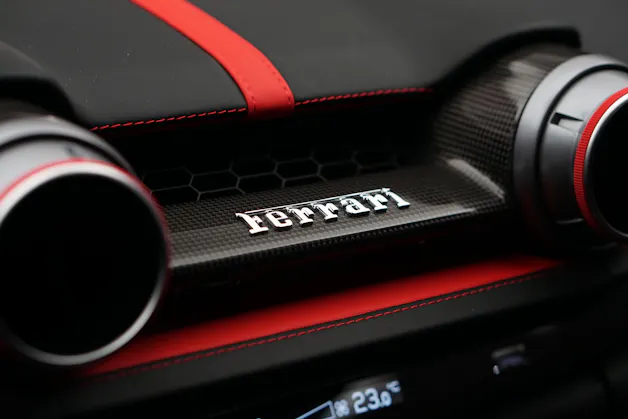 FERRARI 812 Superfast *NOVITEC* *Garantie* *CH-Fahrzeug*