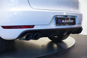 PORSCHE Macan Turbo PDK *CH-Fahrzeug* *Keramik* *Burmester* *Panorama*