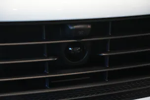PORSCHE Macan Turbo PDK *CH-Fahrzeug* *Keramik* *Burmester* *Panorama*