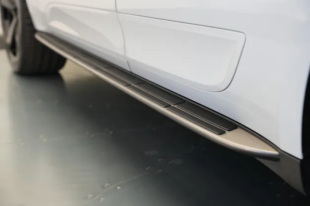 PORSCHE Macan Turbo PDK *CH-Fahrzeug* *Keramik* *Burmester* *Panorama*