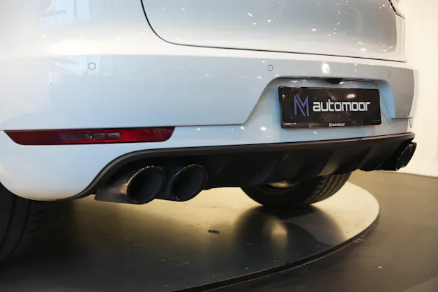 PORSCHE Macan Turbo PDK *CH-Fahrzeug* *Keramik* *Burmester* *Panorama*