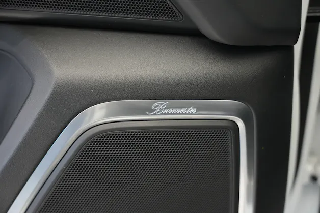 PORSCHE Macan Turbo PDK *CH-Fahrzeug* *Keramik* *Burmester* *Panorama*