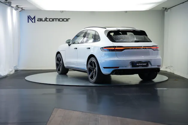 PORSCHE Macan Turbo PDK *CH-Fahrzeug* *Keramik* *Burmester* *Panorama*