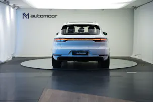 PORSCHE Macan Turbo PDK *CH-Fahrzeug* *Keramik* *Burmester* *Panorama*