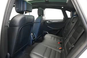 PORSCHE Macan Turbo PDK *CH-Fahrzeug* *Keramik* *Burmester* *Panorama*