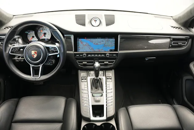 PORSCHE Macan Turbo PDK *CH-Fahrzeug* *Keramik* *Burmester* *Panorama*