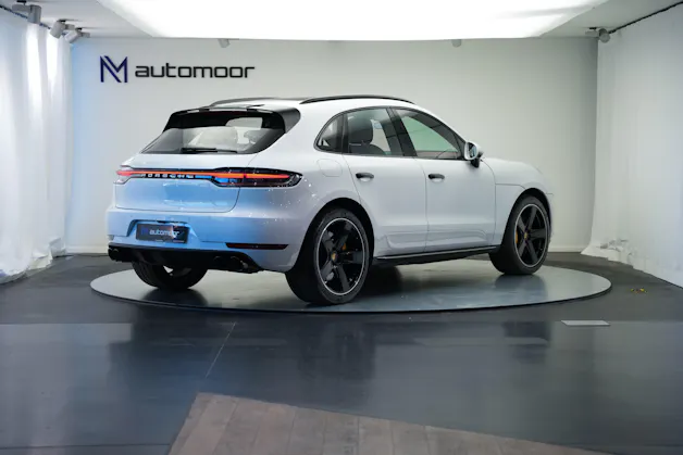 PORSCHE Macan Turbo PDK *CH-Fahrzeug* *Keramik* *Burmester* *Panorama*