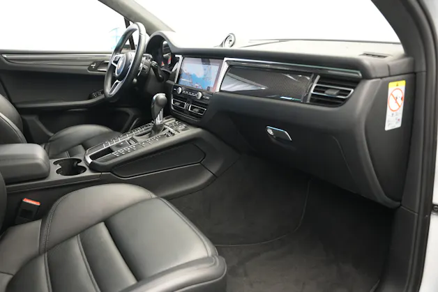 PORSCHE Macan Turbo PDK *CH-Fahrzeug* *Keramik* *Burmester* *Panorama*