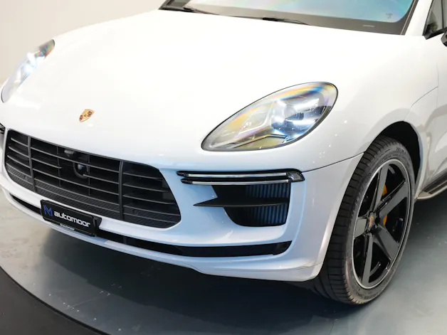 PORSCHE Macan Turbo PDK *CH-Fahrzeug* *Keramik* *Burmester* *Panorama*