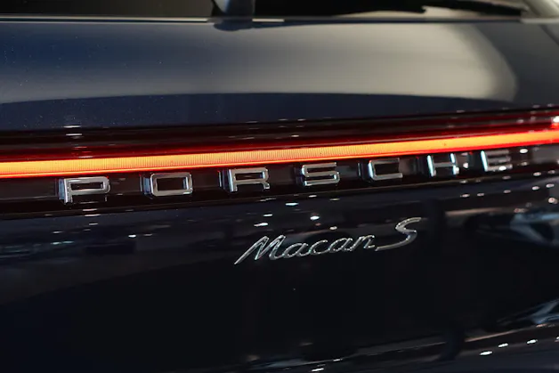 PORSCHE Macan S PDK