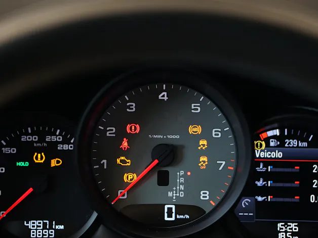 PORSCHE Macan S PDK