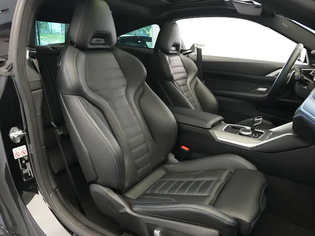 BMW M440i xDrive 48V Coupé Steptronic *CH-Fahrzeug* *M Sportsitze* *Carbon Paket*