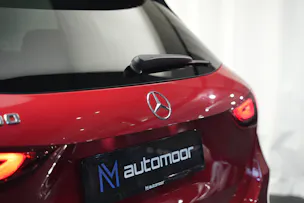 MERCEDES-BENZ GLA 200 AMG Line 7G-DCT *CH-Fahrzeug* *Panorama*