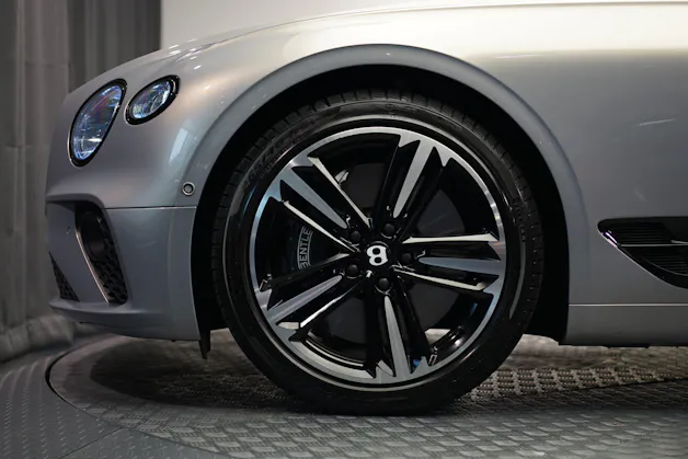 BENTLEY Continental GT 4.0 V8 *Naim* *Touring Spec* *Panoramadach*