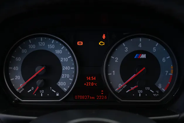 BMW 1er M Coupé *CH-Fahrzeug* *Eisenmann Abgasanlage*