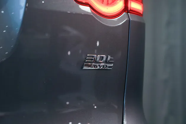 Jaguar F-Pace 30t 2.0 Prestige AWD Automatik *CH-Fahrzeug* *Panoramadach* *Assistenzpaket