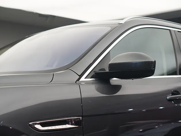 Jaguar F-Pace 30t 2.0 Prestige AWD Automatik *CH-Fahrzeug* *Panoramadach* *Assistenzpaket