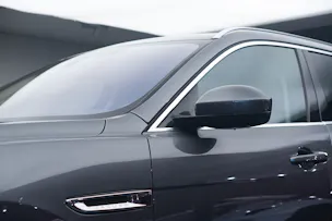 Jaguar F-Pace 30t 2.0 Prestige AWD Automatik *CH-Fahrzeug* *Panoramadach* *Assistenzpaket