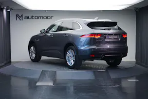 Jaguar F-Pace 30t 2.0 Prestige AWD Automatik *CH-Fahrzeug* *Panoramadach* *Assistenzpaket