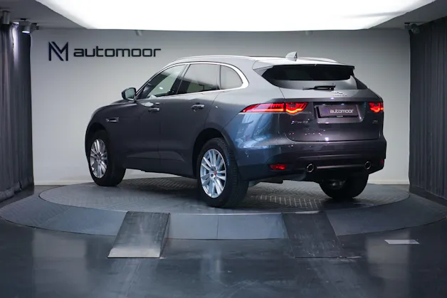 Jaguar F-Pace 30t 2.0 Prestige AWD Automatik *CH-Fahrzeug* *Panoramadach* *Assistenzpaket