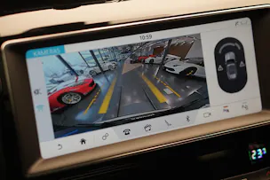 Jaguar F-Pace 30t 2.0 Prestige AWD Automatik *CH-Fahrzeug* *Panoramadach* *Assistenzpaket