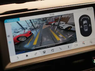 Jaguar F-Pace 30t 2.0 Prestige AWD Automatik *CH-Fahrzeug* *Panoramadach* *Assistenzpaket