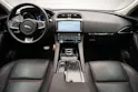 Jaguar F-Pace 30t 2.0 Prestige AWD Automatik *CH-Fahrzeug* *Panoramadach* *Assistenzpaket