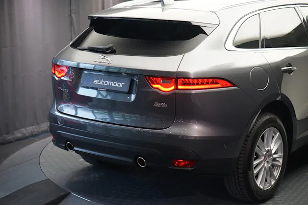 Jaguar F-Pace 30t 2.0 Prestige AWD Automatik *CH-Fahrzeug* *Panoramadach* *Assistenzpaket