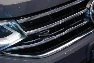 VW Tiguan 2.0TSI R 4Motion DSG *CH-Fahrzeug* *AHK*