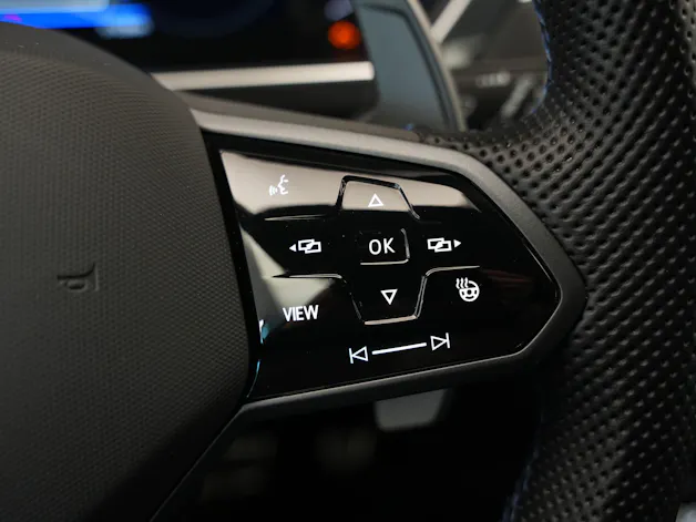 VW Tiguan 2.0TSI R 4Motion DSG *CH-Fahrzeug* *AHK*